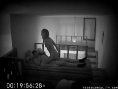 Грузин трахает свою подругу в спальне и не знает, что их снимает скрытая камера